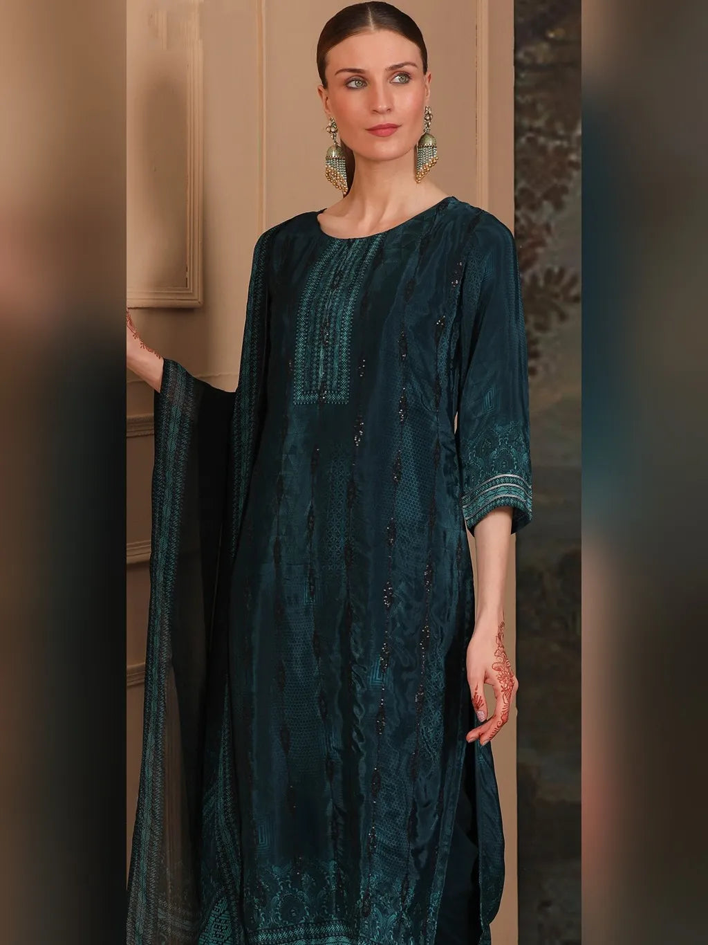 PEACOCK BLUE KURTI PANT DUPATTA