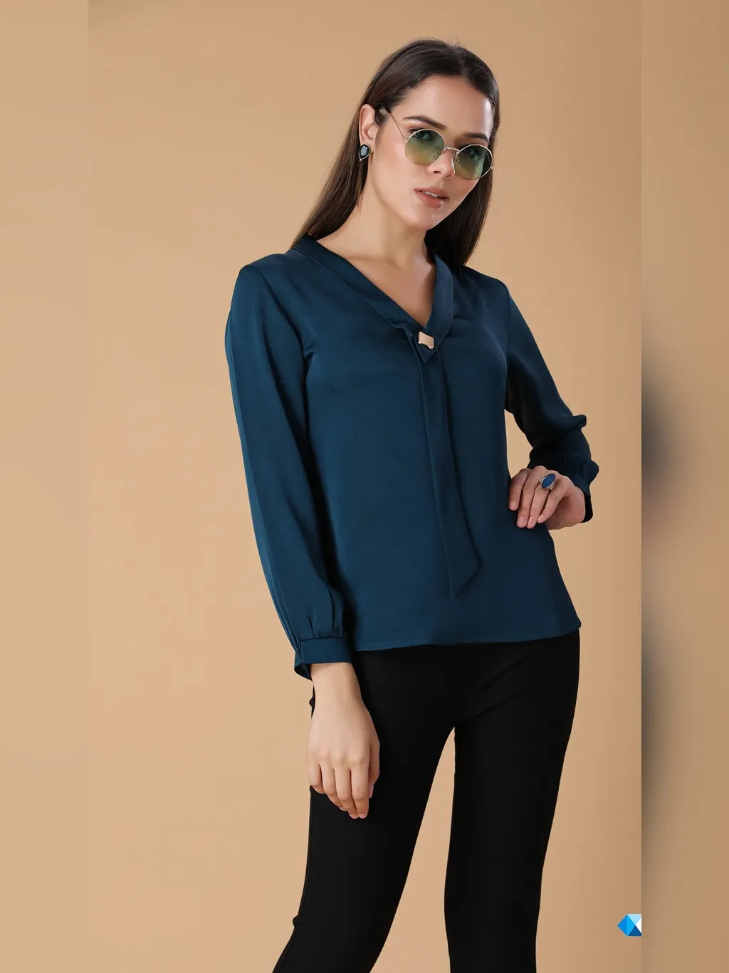 BLUE TOP