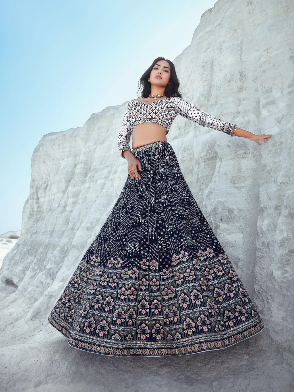 BLACK LEHENGA