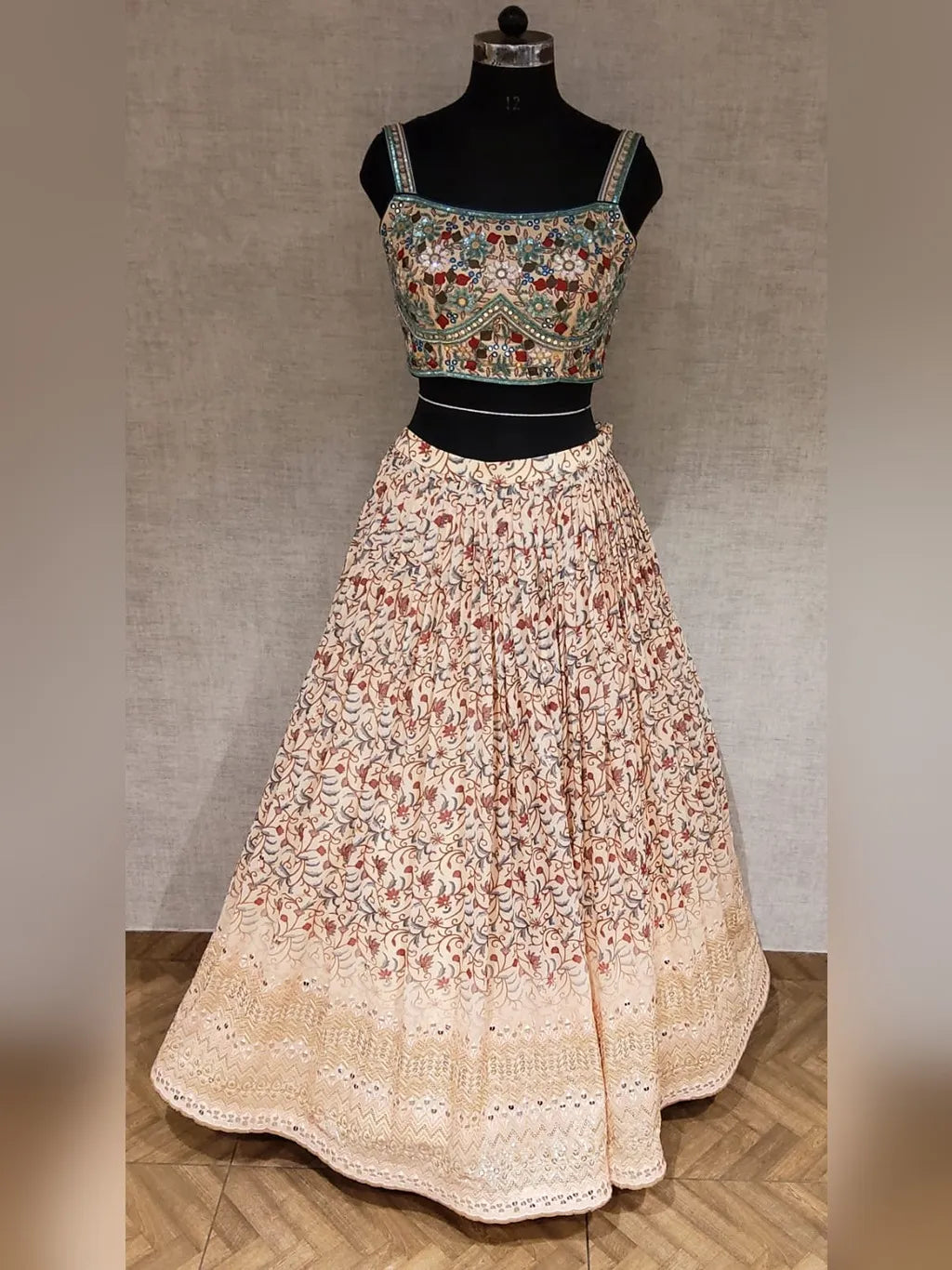 CREAM CROP TOP SKIRT