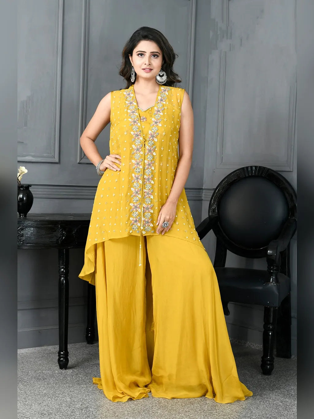 YELLOW PLAZO CROP TOP