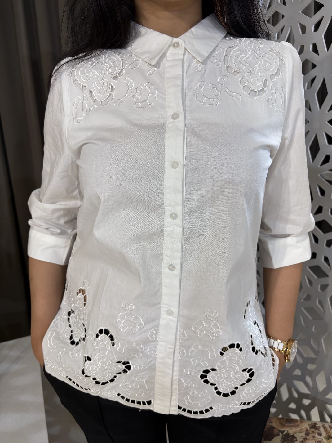 CHIC IMPORTED CASUAL TOP