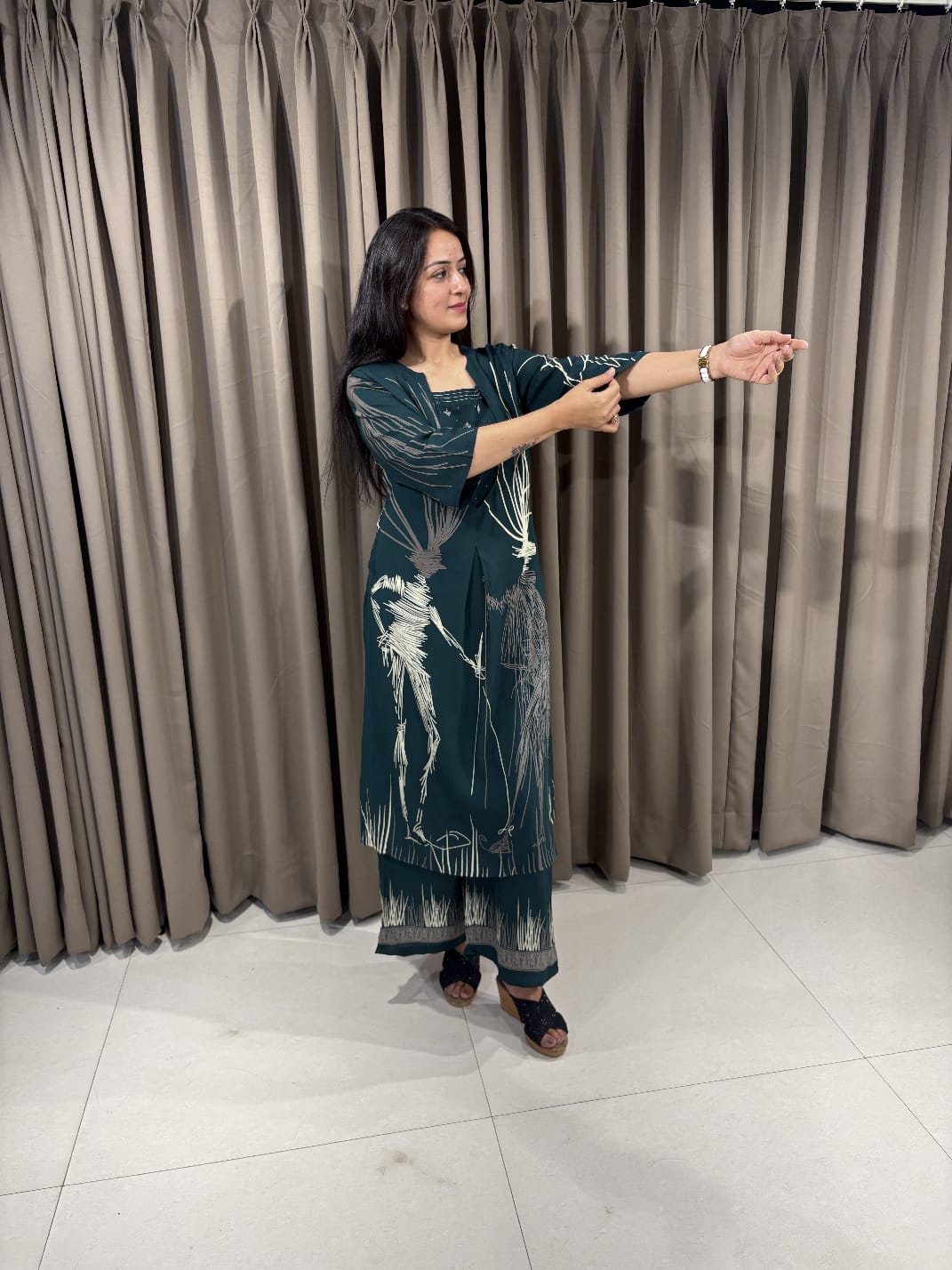 MUSLIN KURTI PANT SET