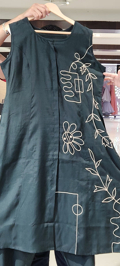 Green Kurti Pant MYM36558