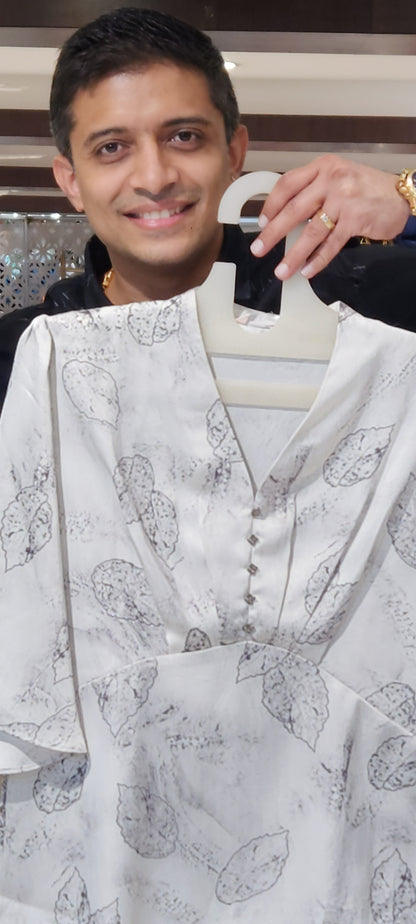 White Printed TopCM28805D