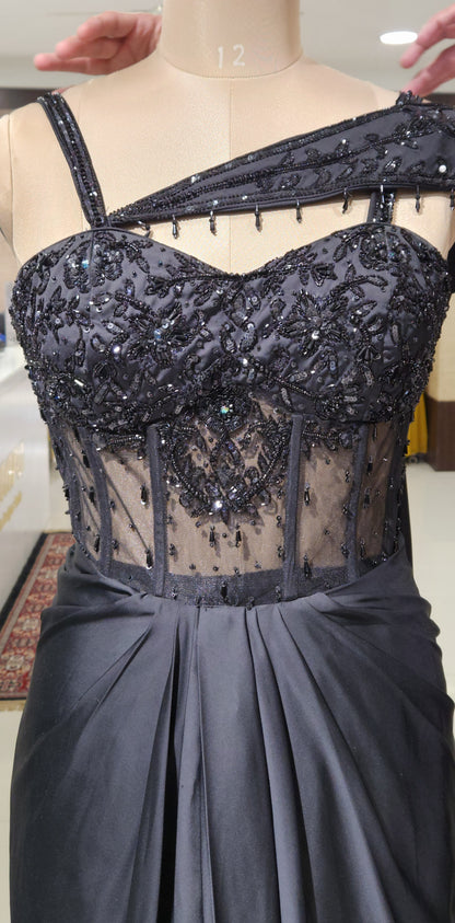 Black Gown DTA389