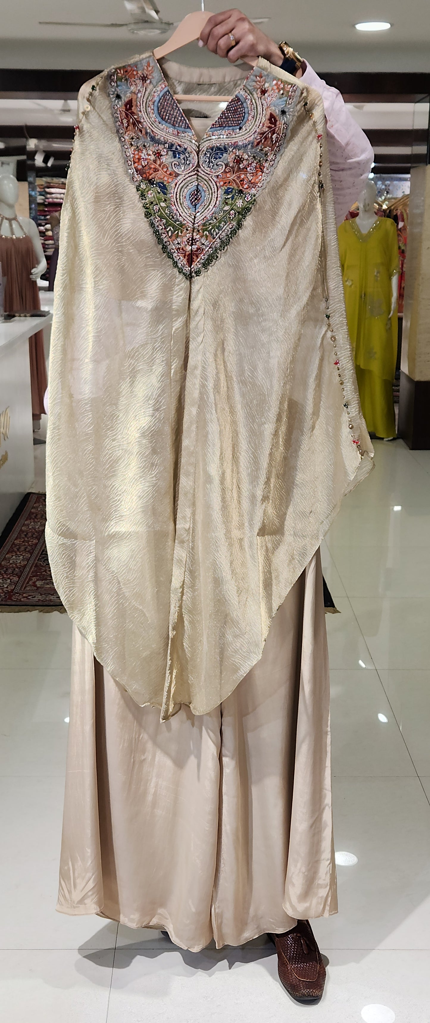 Gold plazo suit Vm2792