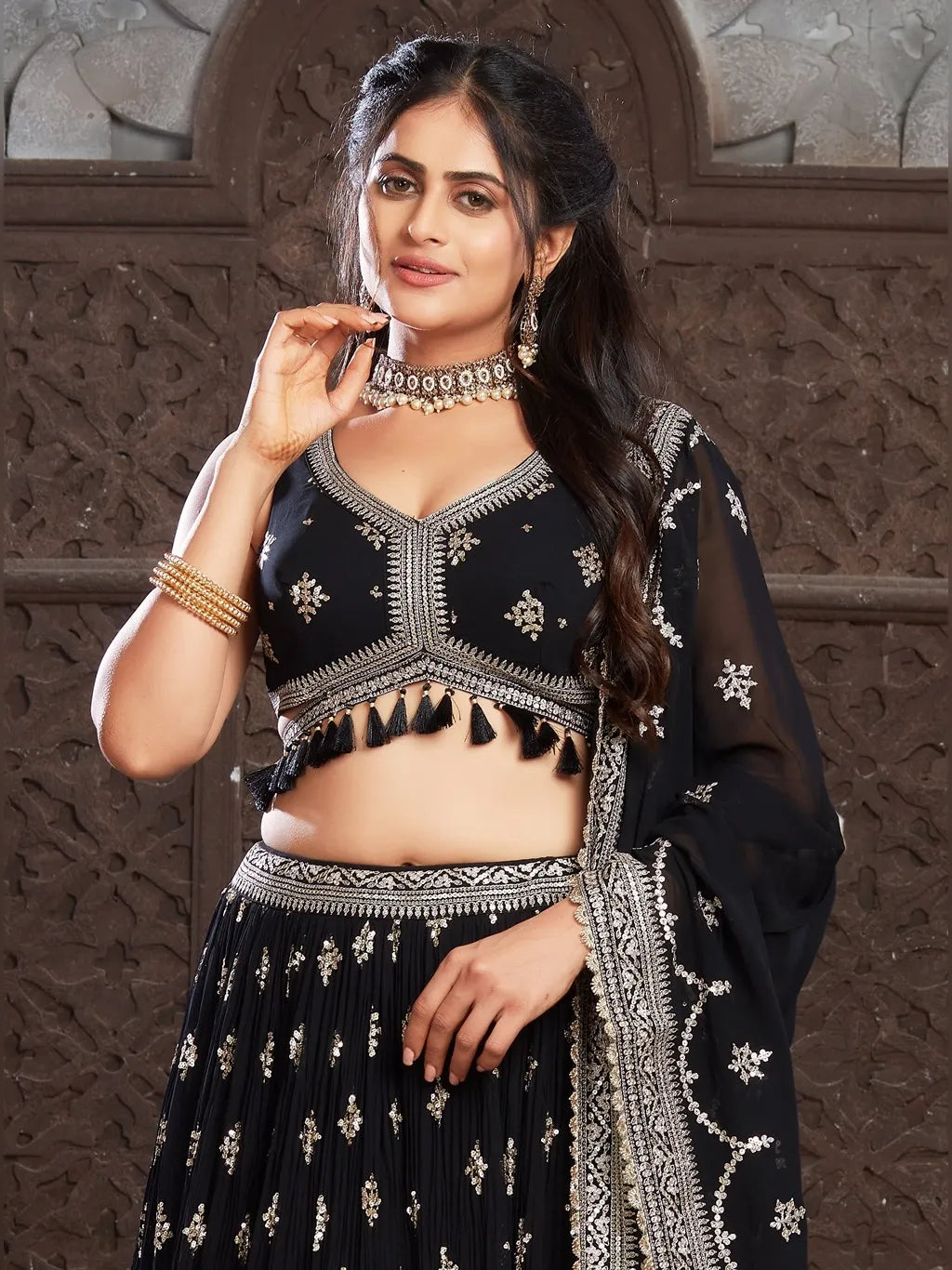 BLACK CROP TOP SKIRT