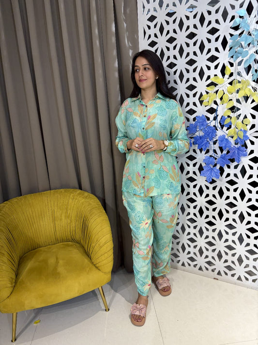 FEROZEE COLOUR CO - ORD SET